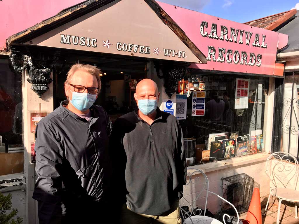 Chris Heard an Russ Brown at Carnival Records