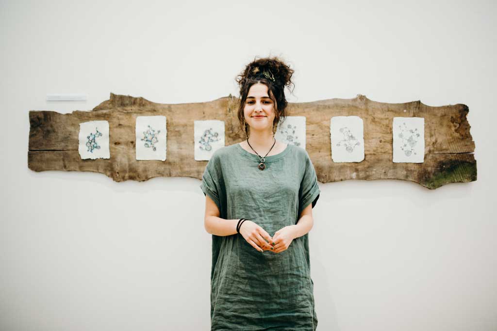 Photo of Rebecca Hand
