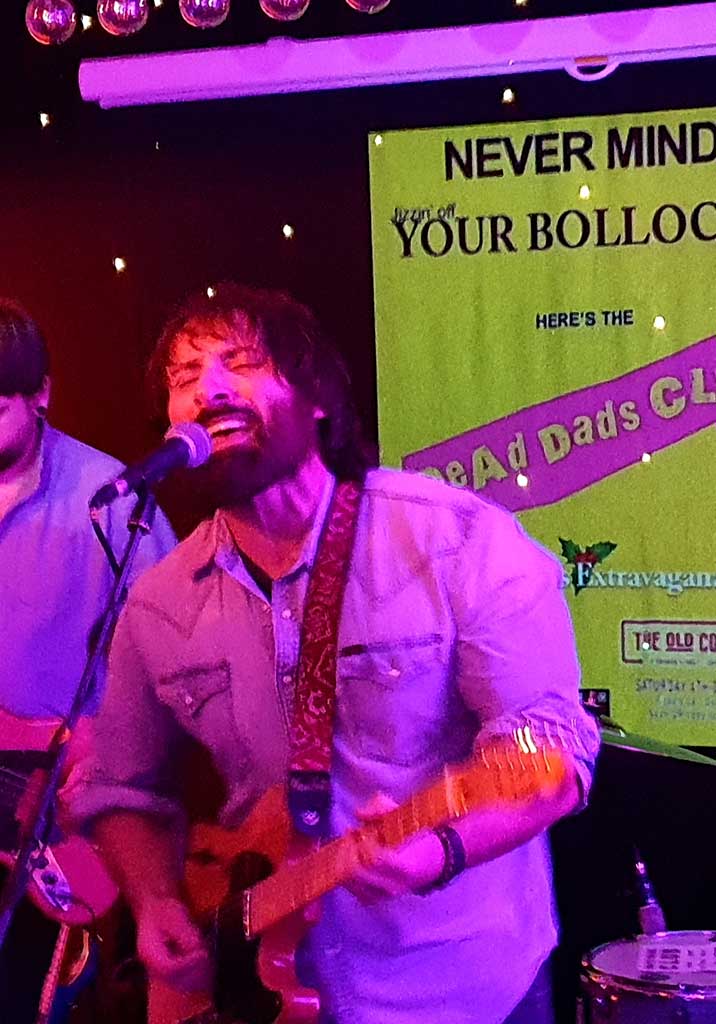 Photo of Lee Richardson of Dead Dads Club
