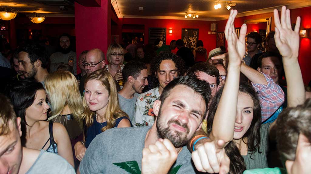 Photo of Crowd at Ollies during Malvern Rocks