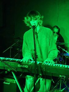 Photo of Two Pounds Down at the Old Con Club, Malvern