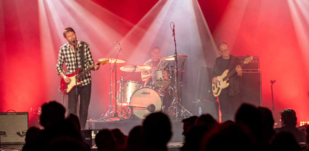 Photo of the band Jon Amor Trio