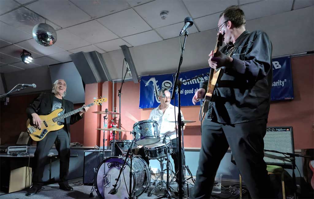 Photo of band James Oliver Band performing