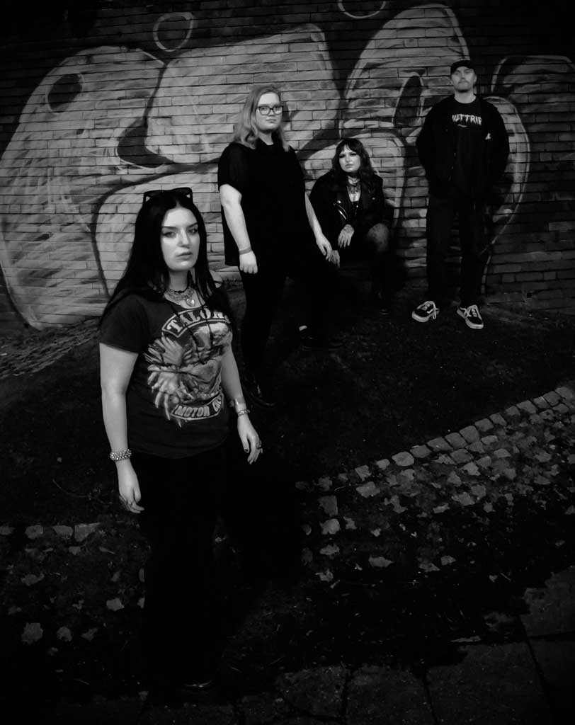Photo of the band Cherrydead
