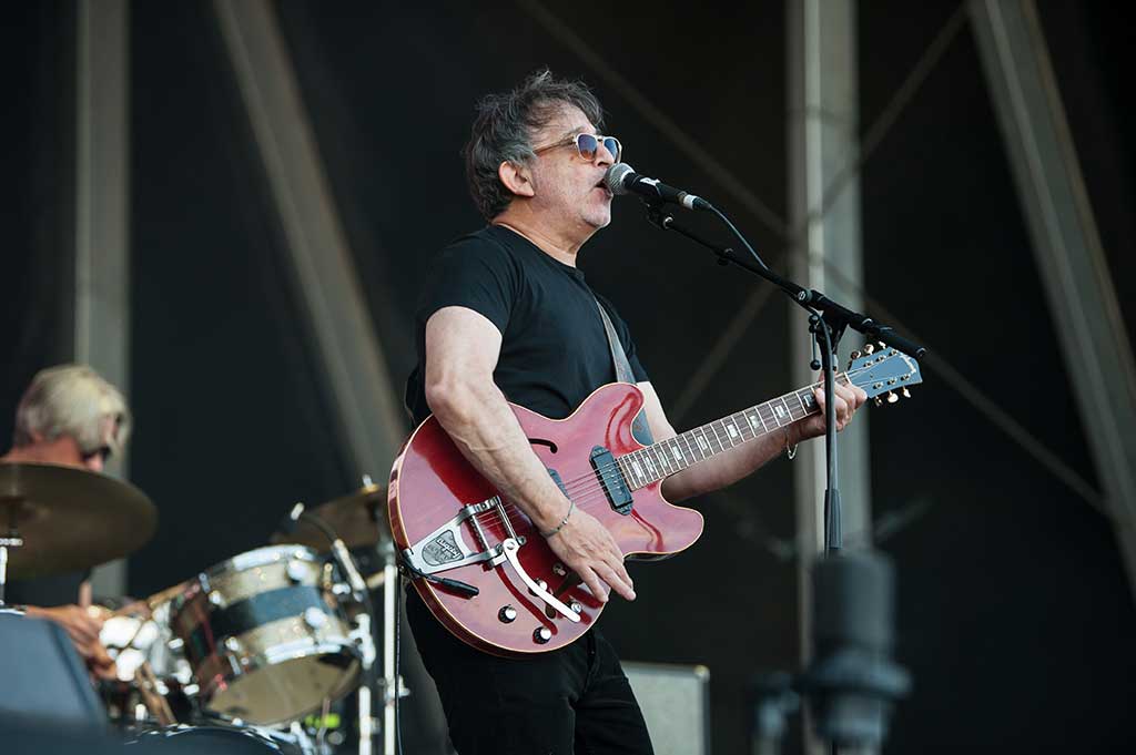 Photo of Ian Brodie from The Lightening Seeds performing at Ludlow Castle