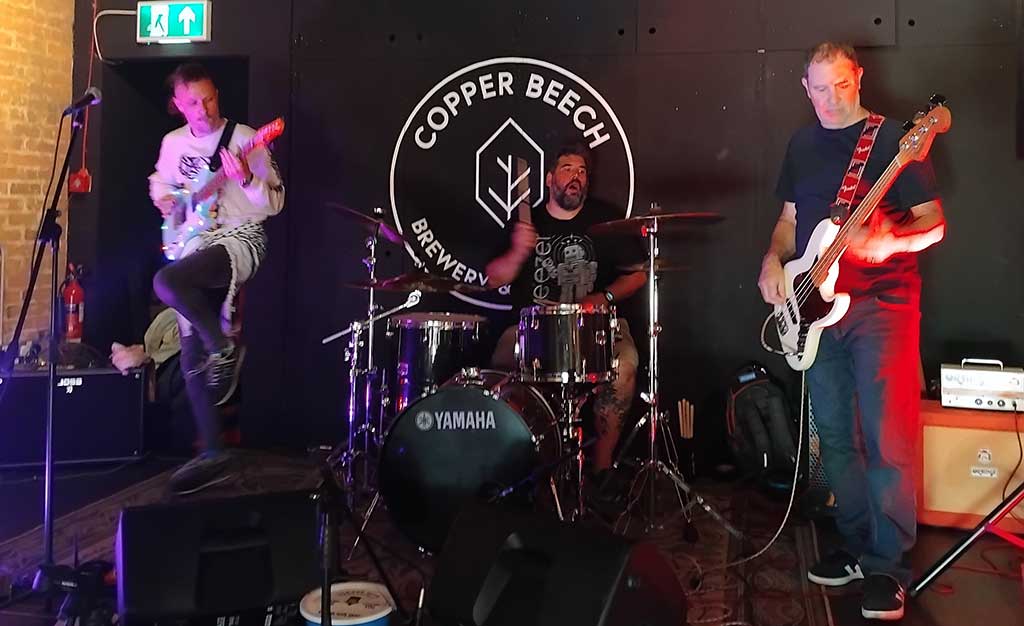 Photo of band Chapter Nineteen